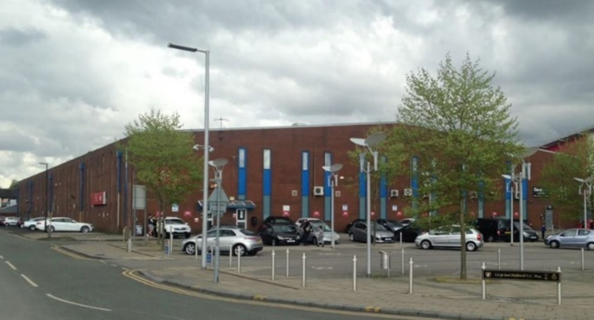 Middleton external